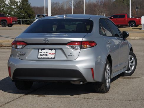 Used 2026 Toyota Corolla LE image 24