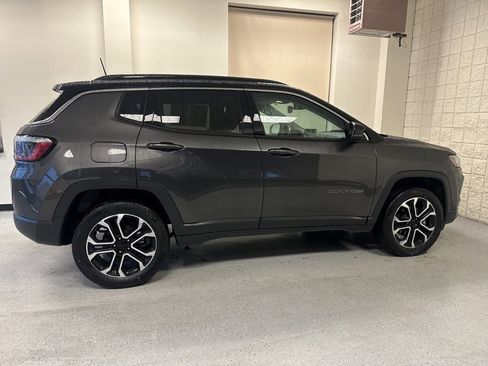 Used 2022 Jeep Compass Limited image 44