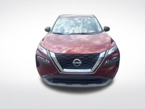 Used 2023 Nissan Rogue S AWD/4WD image 3
