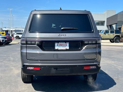 New 2026 Jeep Grand Wagoneer L Limited AWD/4WD image 6