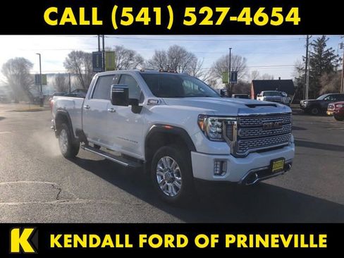 Used 2022 GMC Sierra 3500 Denali w/ Denali Ultimate Package image 7
