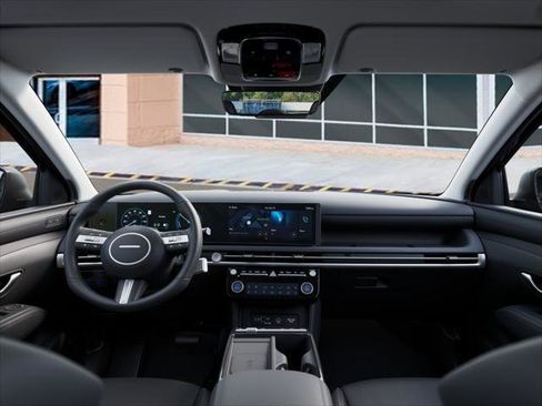 New 2025 Hyundai Tucson Limited image 11