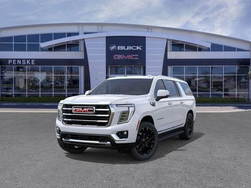 New 2026 GMC Yukon XL Elevation w/ LPO, Floor Liner Package image 8