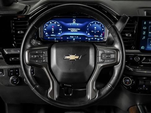 Used 2025 Chevrolet Silverado 3500 High Country w/ Technology Package AWD/4WD image 16