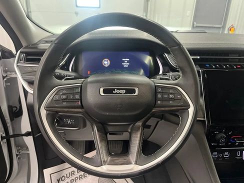 Used 2023 Jeep Grand Cherokee 4WD 4xe image 22