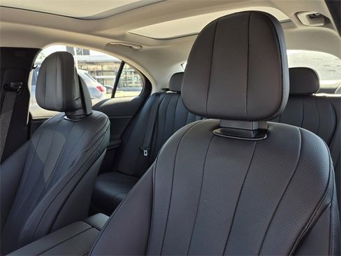 Certified 2025 Mercedes-Benz E 350 4MATIC Sedan image 31