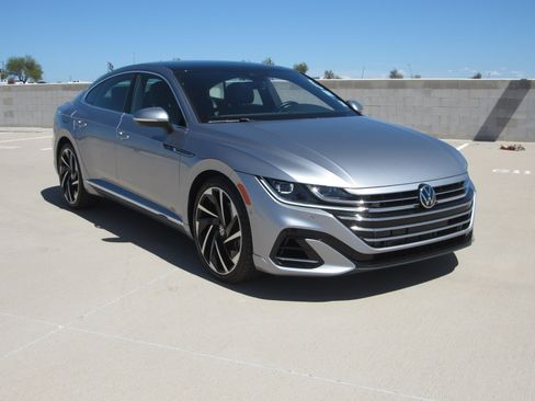Used 2021 Volkswagen Arteon SEL Premium image 2