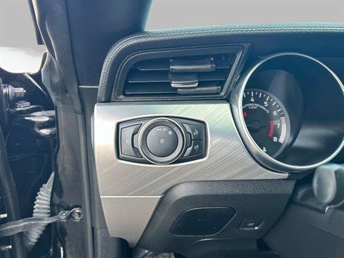 Used 2020 Ford Mustang Premium image 19
