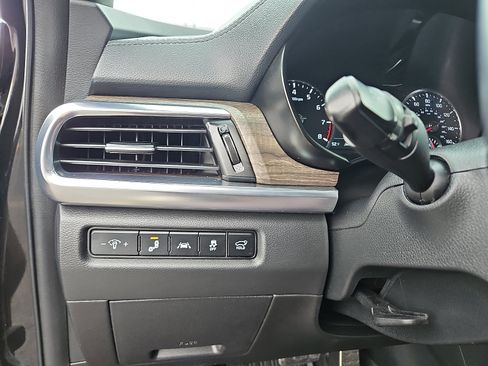 Used 2022 Kia Telluride SX w/ SX Prestige Package image 14