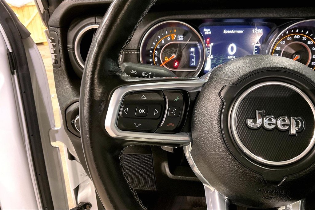 Used 2022 Jeep Gladiator Overland w/ Popular Equipment Package AWD/4WD image 12