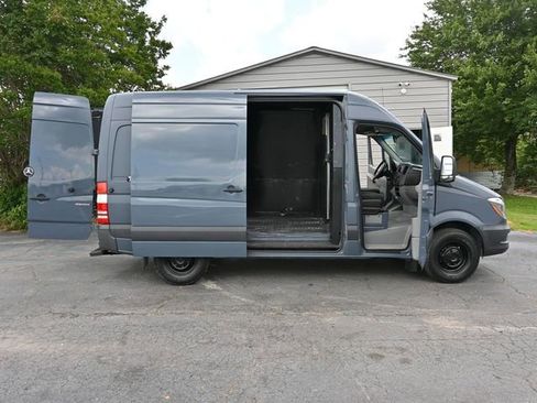 Used 2018 Mercedes-Benz Sprinter 144 Cargo image 7