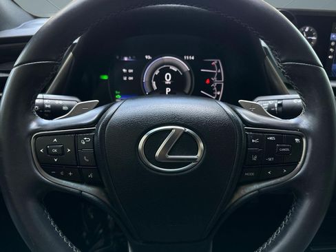 Used 2021 Lexus ES 300h w/ Accessory Package FWD image 12