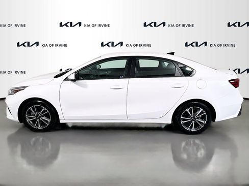 Certified 2023 Kia Forte LXS w/ LXS Technology Package image 4