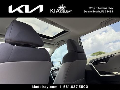 Used 2024 Toyota RAV4 XLE w/ Convenience Package image 16