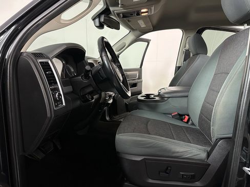 Used 2016 RAM 1500 Classic SLT image 21