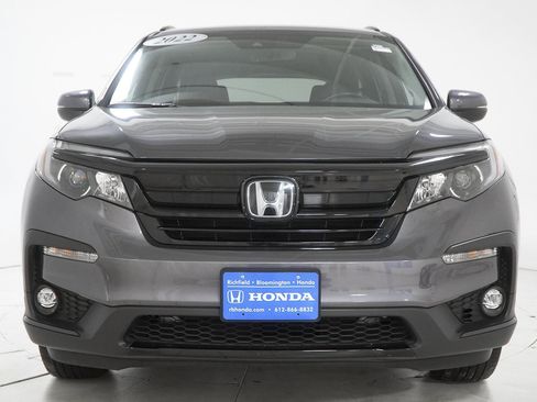 Used 2022 Honda Pilot Special Edition image 3
