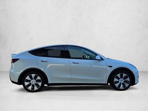 Used 2021 Tesla Model Y Long Range AWD/4WD image 4