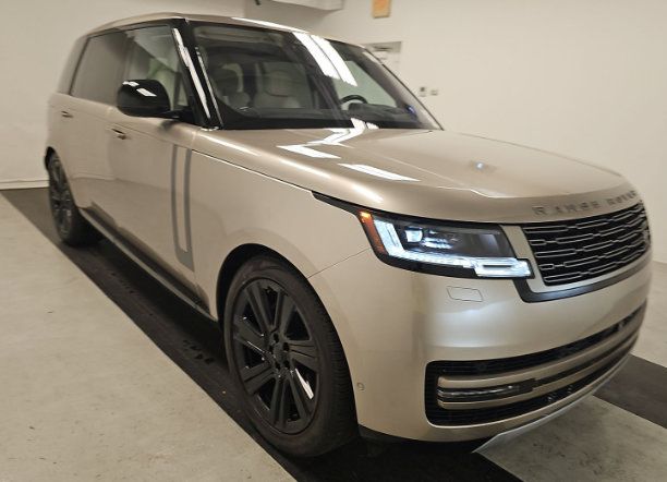 Used 2022 Land Rover Range Rover Long Wheelbase SE AWD/4WD image 1