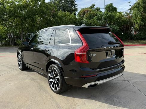 Used 2020 Volvo XC90 T6 Momentum w/ Protection Package Premier AWD/4WD image 4