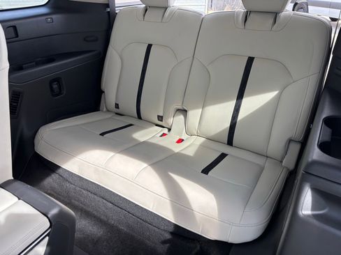 Certified 2025 MAZDA CX-90 3.3 Turbo S w/ Premium Plus image 32