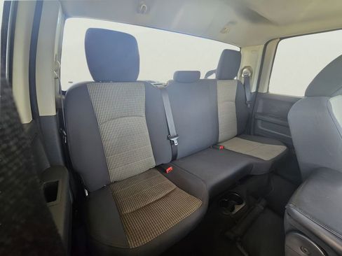 Used 2011 RAM 1500 ST w/ ST Popular Equipment Group AWD/4WD image 39