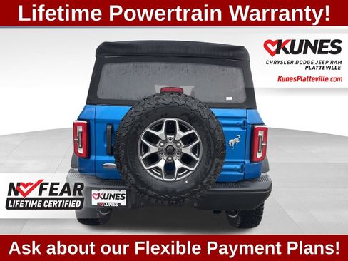 Used 2023 Ford Bronco Badlands image 9