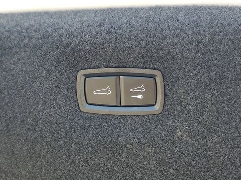 Used 2022 Audi e-tron GT Premium Plus w/ Performance Package image 9