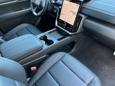 New 2025 GMC Acadia Elevation w/ Elevation Premium Package image 14