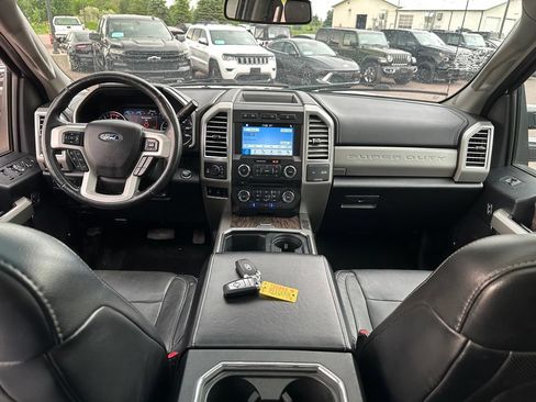 Used 2017 Ford F250 Lariat w/ Lariat Ultimate Package AWD/4WD image 25