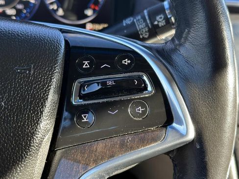 Used 2014 Cadillac XTS Premium image 21