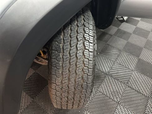 Used 2022 Toyota Tacoma TRD Off-Road w/ Technology Package image 36