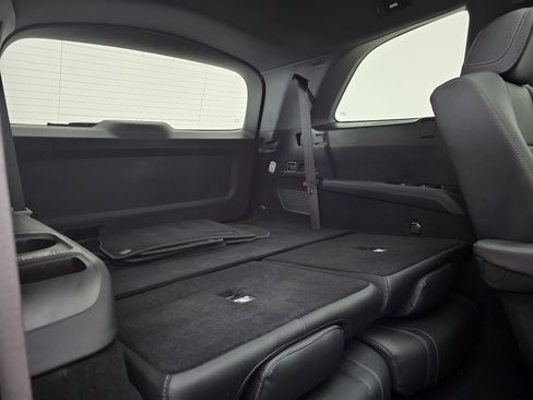 Certified 2024 Mercedes-Benz GLS 450 4MATIC w/ AMG Line Exterior image 33