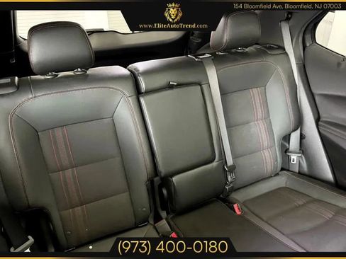 Used 2022 Chevrolet Equinox RS w/ Infotainment Package image 22