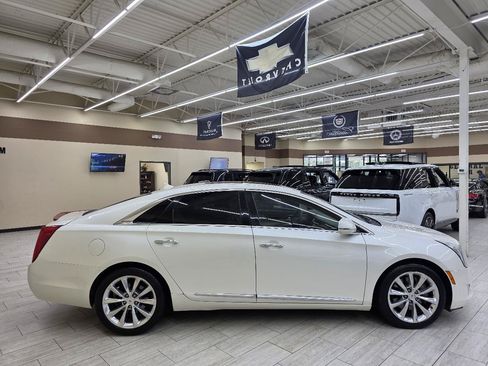 Used 2013 Cadillac XTS Luxury FWD image 5