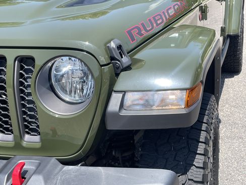 Used 2023 Jeep Gladiator Rubicon w/ Trailer Tow Package AWD/4WD image 5