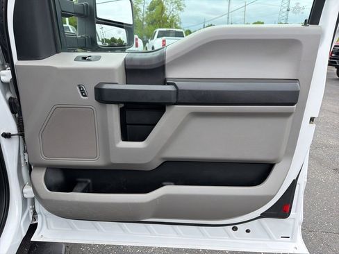 Used 2021 Ford F250 XL w/ Power Equipment Group RWD image 22