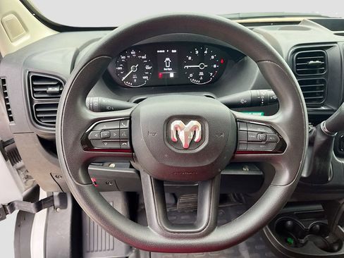 Used 2023 RAM ProMaster 2500 FWD image 11