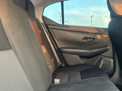 Used 2024 Nissan Sentra SV FWD image 32