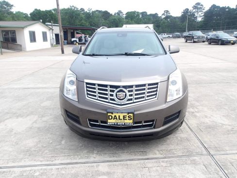 Used 2014 Cadillac SRX Luxury w/ Driver Awareness Package FWD image 3