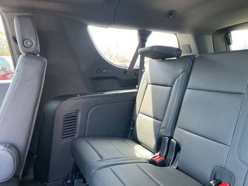 New 2026 Chevrolet Suburban Z71 w/ Comfort Package image 48