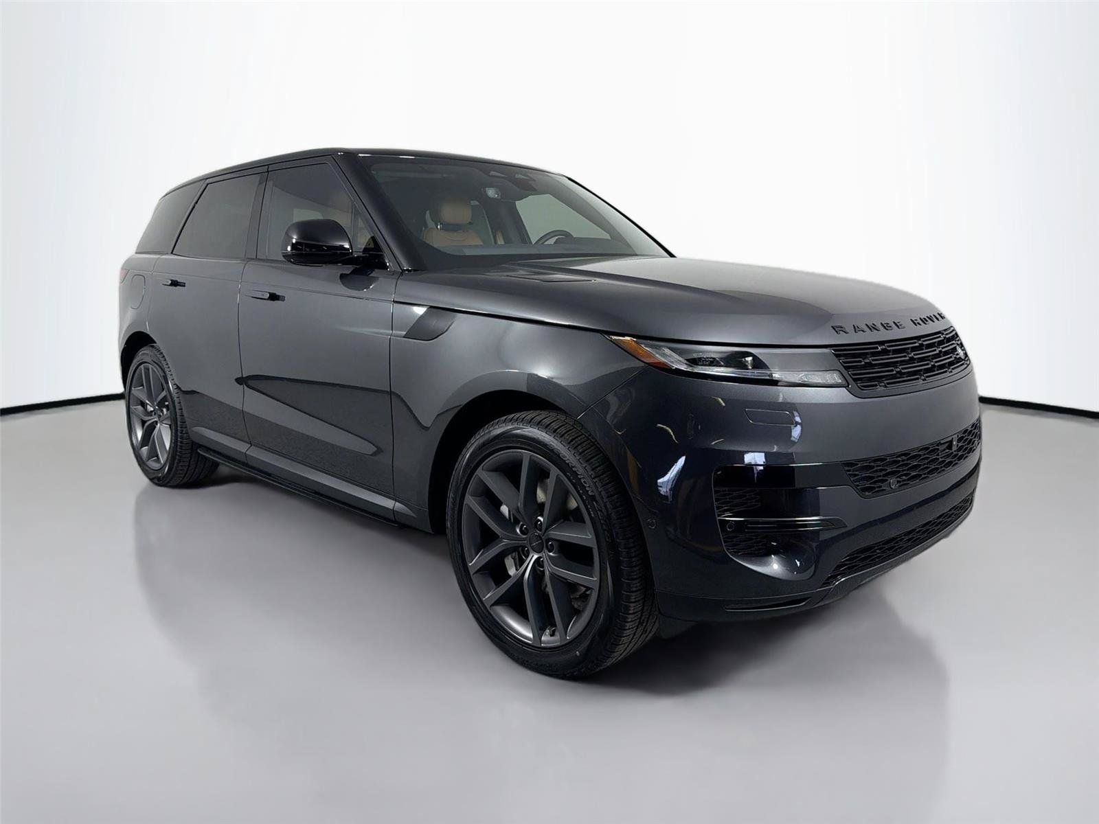 New 2026 Land Rover Range Rover Sport SE AWD/4WD image 3