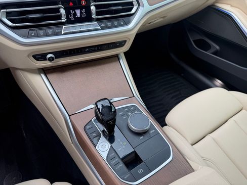 Used 2020 BMW 330i xDrive Sedan w/ Premium Package AWD/4WD image 16