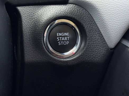 Used 2025 Toyota RAV4 XLE Premium FWD image 18