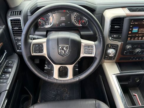 Used 2015 RAM 1500 Laramie w/ Convenience Group AWD/4WD image 14