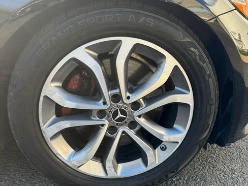 Used 2015 Mercedes-Benz C 300 4MATIC Sedan image 9
