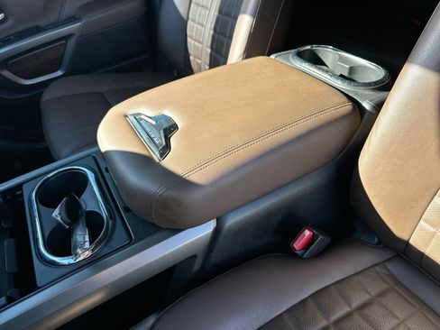 Used 2024 Nissan Titan Platinum Reserve w/ Moonroof Package image 21