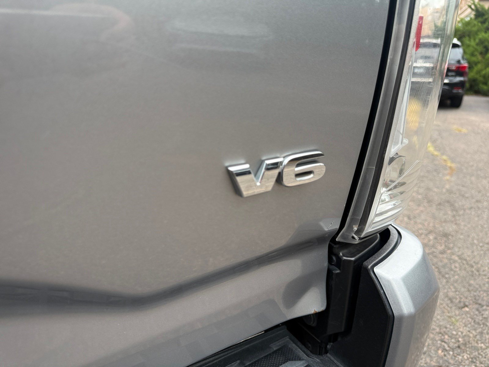 Used 2021 Toyota Tacoma SR AWD/4WD image 23