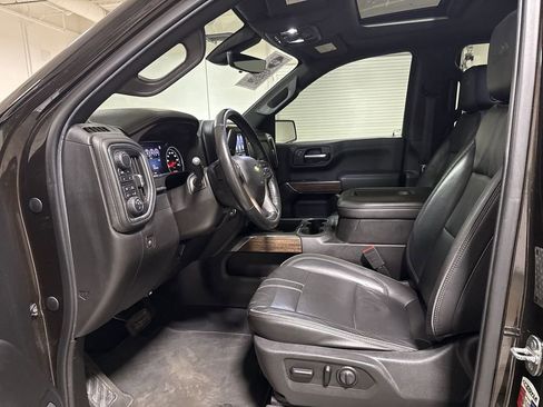 Used 2019 Chevrolet Silverado 1500 High Country w/ High Country Premium Package image 21