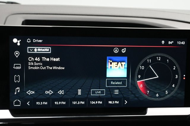 Used 2024 GMC Sierra 1500 SLT AWD/4WD image 10