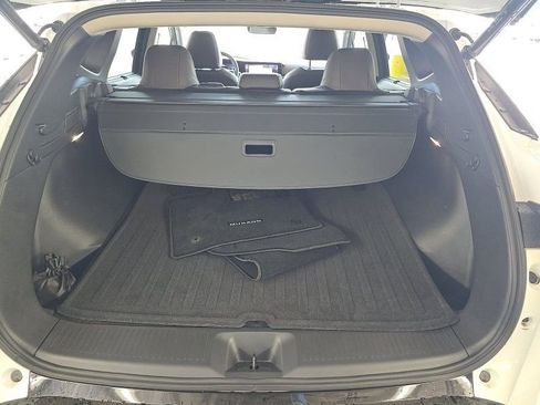 Used 2025 Nissan Murano Platinum AWD/4WD image 5